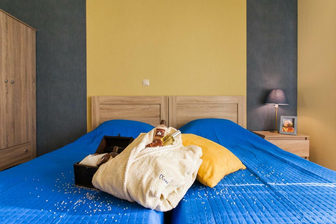 Private Central View Rooms In Apartment Near To Acropolis Metro Station Афины Экстерьер фото