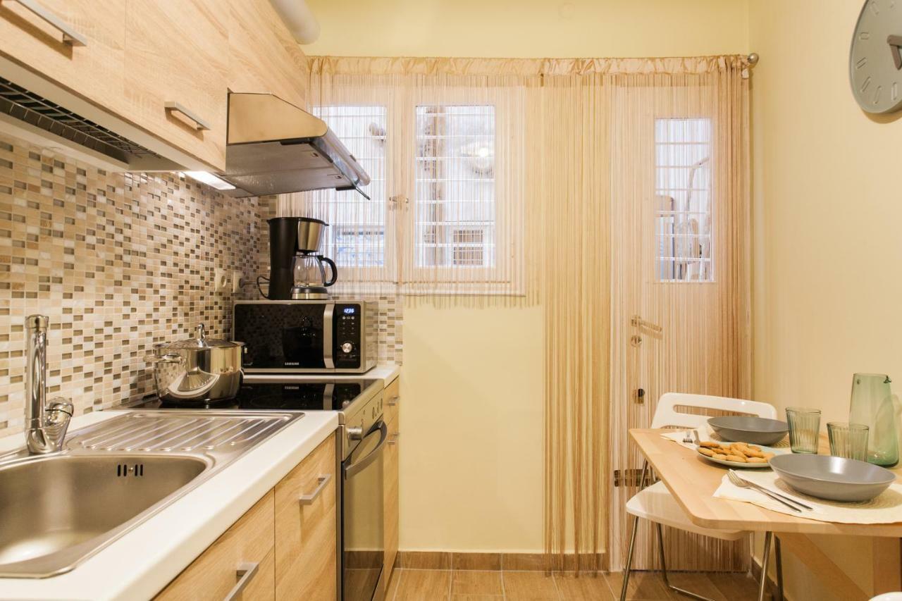 Private Central View Rooms In Apartment Near To Acropolis Metro Station Афины Экстерьер фото